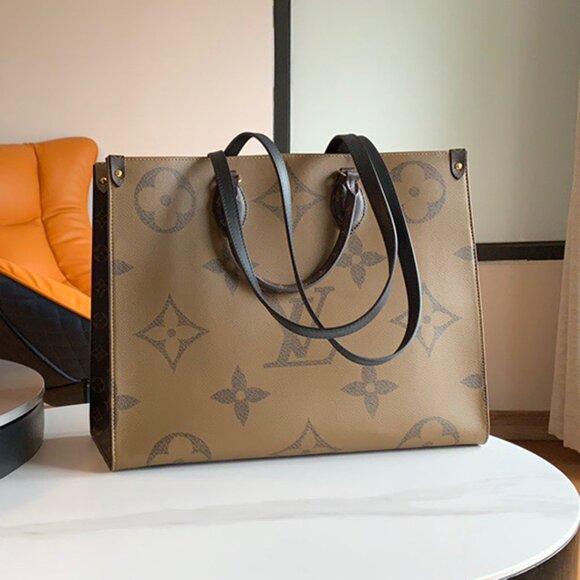 Louis Vuitton GM/Large OnTheGo Tote Bag - Picture 1 of 7